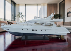 Моторная яхта Azimut 70