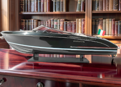 Модель катера Riva RIvamare 38