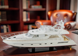Яхта Princess 60